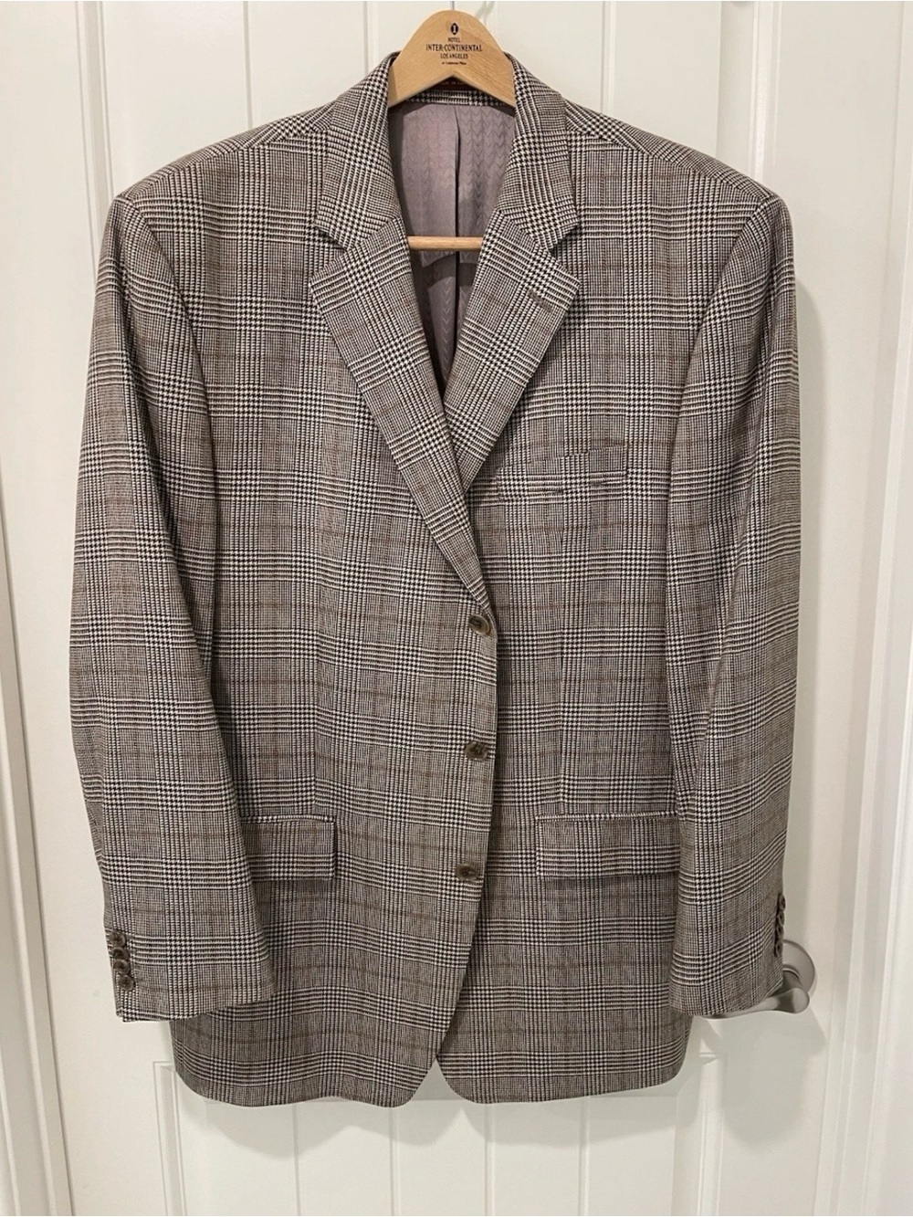 Vintage Michael Kors /Baldwin Clarke Men's Plaid Sport Coat in Brown & cream 42R